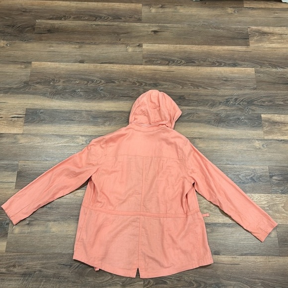 LL Bean Linen Utility Jacket Pink/Salmon Size Med Regular. Packable hood - Picture 13 of 16